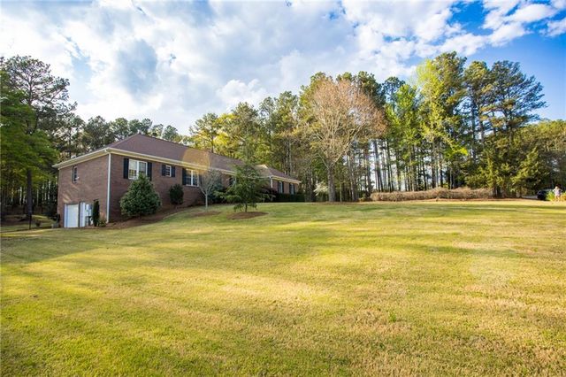 4450 Bay Creek Road, Loganville, GA 30052