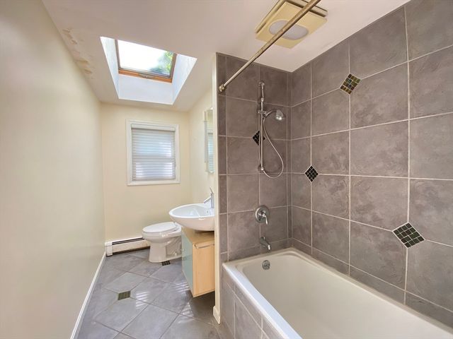 13 Oxbow Rd, Natick, MA 01760