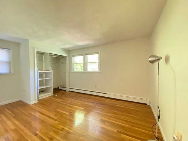 13 Oxbow Rd, Natick, MA 01760