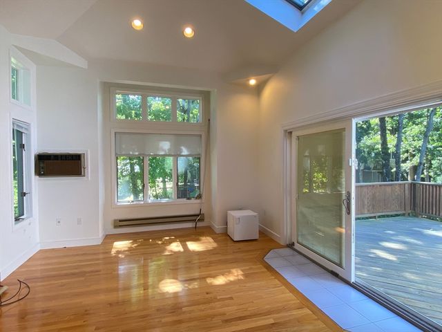 13 Oxbow Rd, Natick, MA 01760