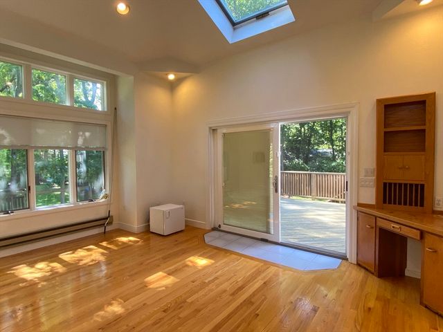 13 Oxbow Rd, Natick, MA 01760