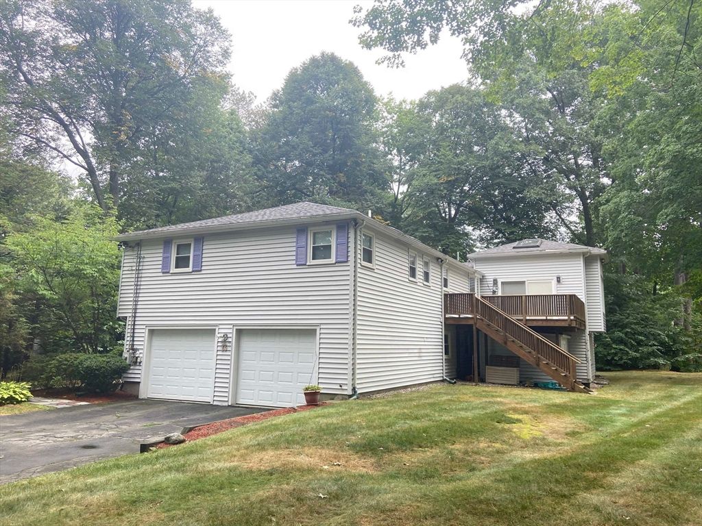 13 Oxbow Rd, Natick, MA 01760