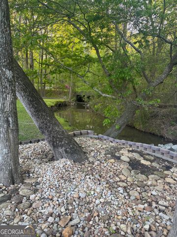 2316 Emerald Drive, Jonesboro, GA 30236