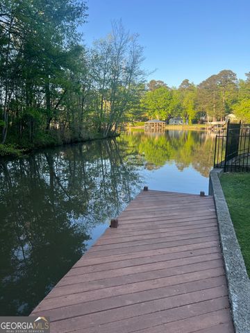 2316 Emerald Drive, Jonesboro, GA 30236