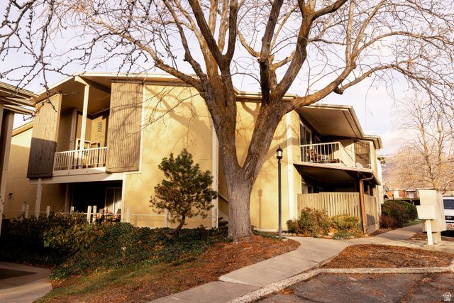 323 S PEACH LN, Bountiful, UT 84010