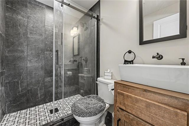 16 M Street, Lake Lotawana, MO 64086