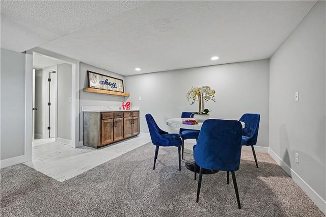 16 M Street, Lake Lotawana, MO 64086