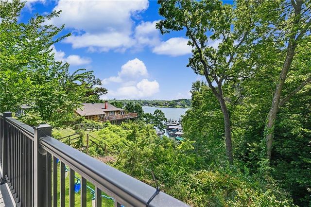 16 M Street, Lake Lotawana, MO 64086