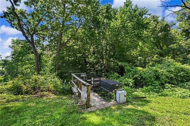 16 M Street, Lake Lotawana, MO 64086