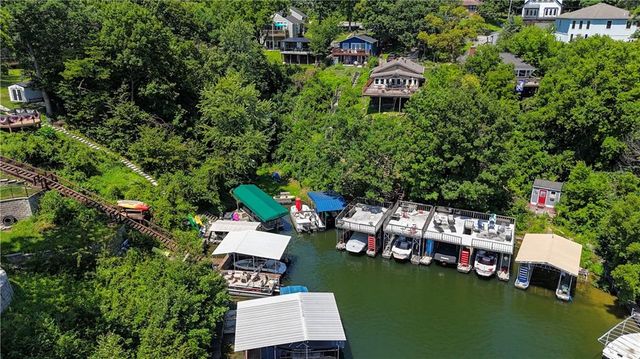 16 M Street, Lake Lotawana, MO 64086