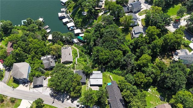 16 M Street, Lake Lotawana, MO 64086