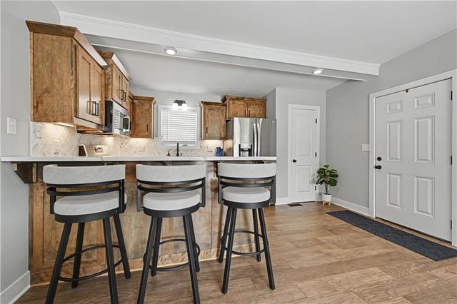 16 M Street, Lake Lotawana, MO 64086