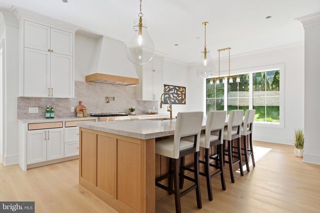7608 ELMORE LN, Bethesda, MD 20817