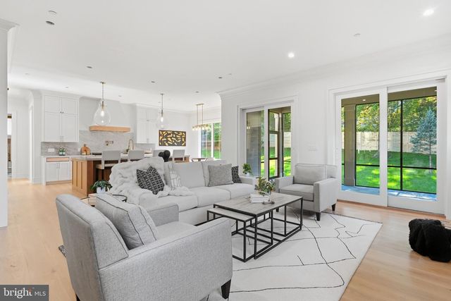 7608 ELMORE LN, Bethesda, MD 20817