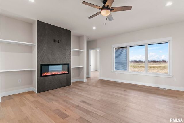 5305 Verdant Lane, Springfield, IL 62711