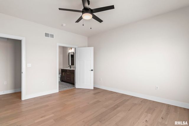 5305 Verdant Lane, Springfield, IL 62711