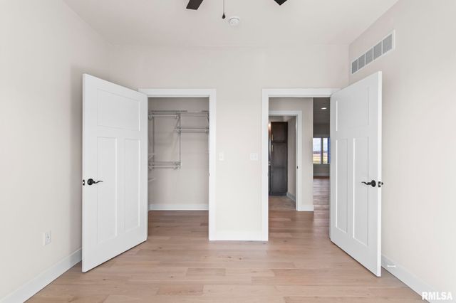 5305 Verdant Lane, Springfield, IL 62711