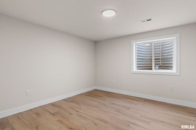 5305 Verdant Lane, Springfield, IL 62711