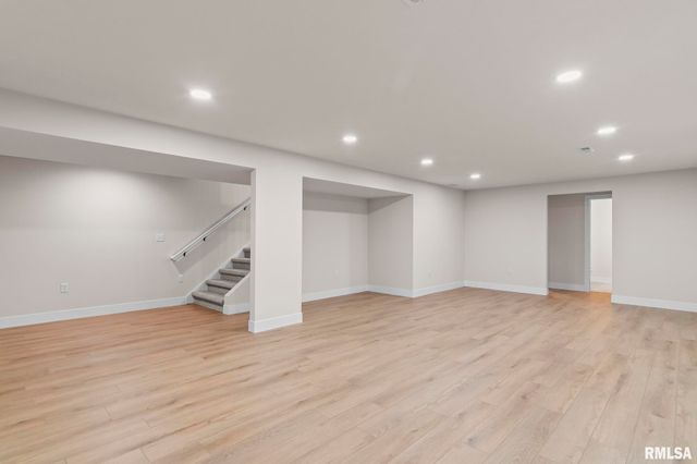 5305 Verdant Lane, Springfield, IL 62711