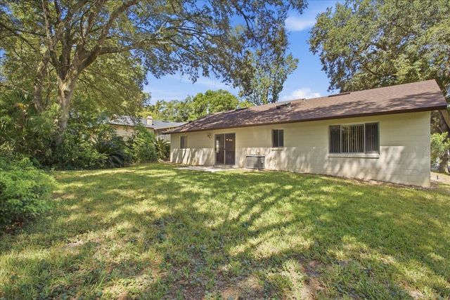 528 E HILLCREST STREET, Altamonte Springs, FL 32701
