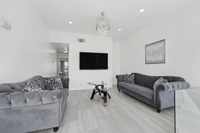 1380 E Washington Avenue 17, El Cajon, CA 92019