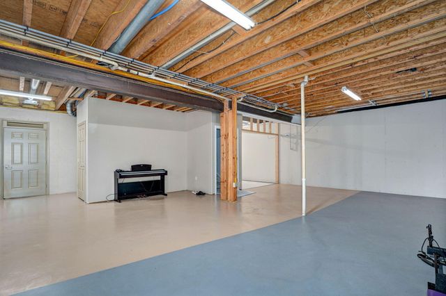 4642 N Farm Road 159, Springfield, MO 65803