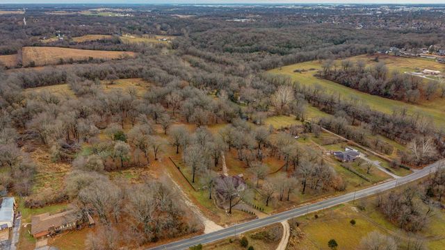 4642 N Farm Road 159, Springfield, MO 65803