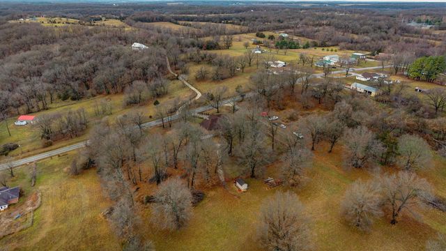 4642 N Farm Road 159, Springfield, MO 65803