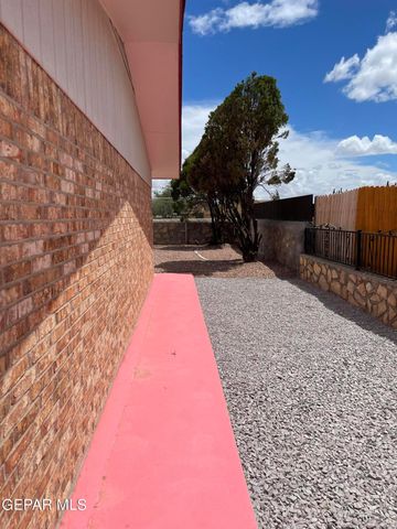 10604 FIELDROCK Court, El Paso, TX 79935