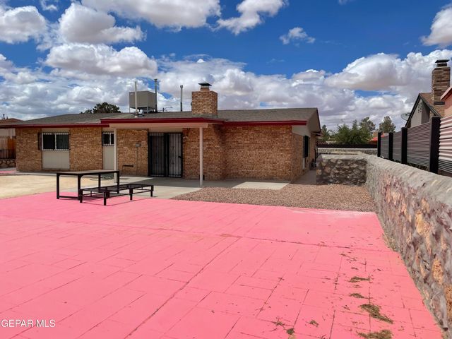 10604 FIELDROCK Court, El Paso, TX 79935