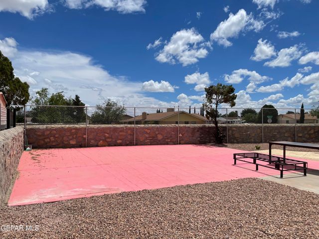 10604 FIELDROCK Court, El Paso, TX 79935