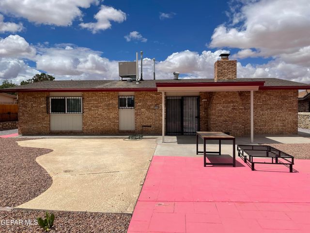 10604 FIELDROCK Court, El Paso, TX 79935