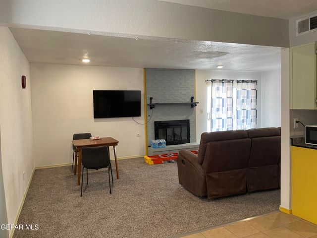 10604 FIELDROCK Court, El Paso, TX 79935