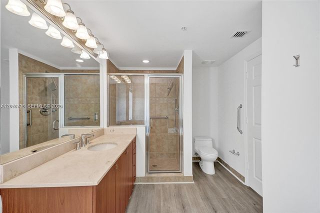 888 S Douglas Road 304, Coral Gables, FL 33134