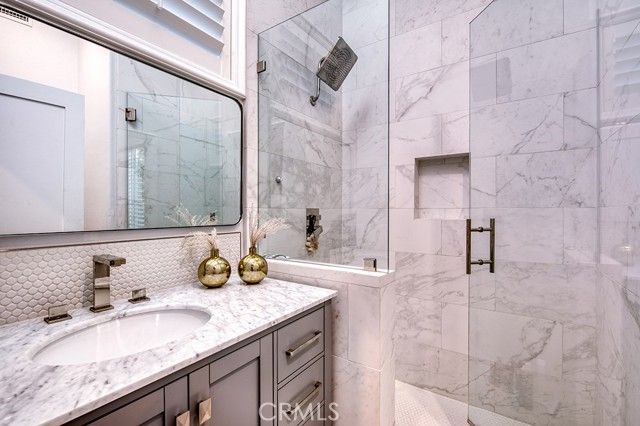 5 Karam Court, Laguna Hills, CA 92679