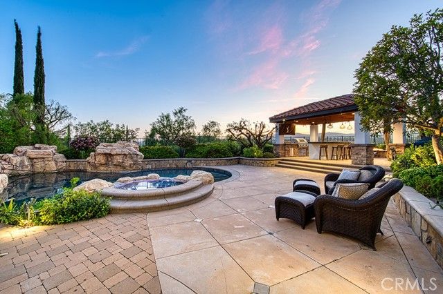 5 Karam Court, Laguna Hills, CA 92679