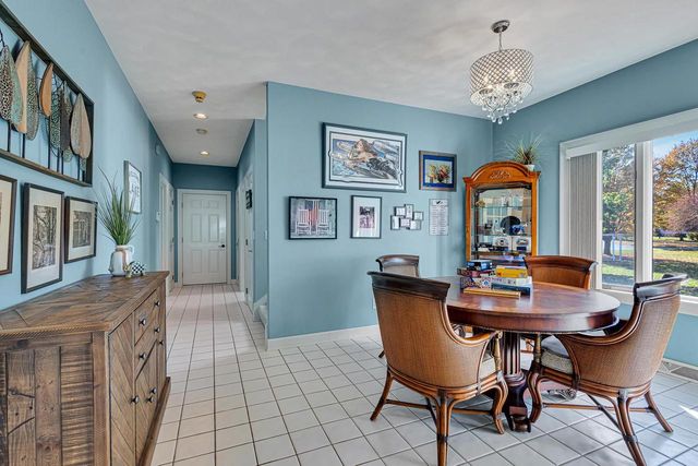 3050 WALDWIC LANE, Oshkosh, WI 54904