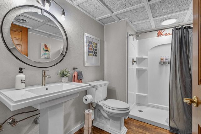 3050 WALDWIC LANE, Oshkosh, WI 54904