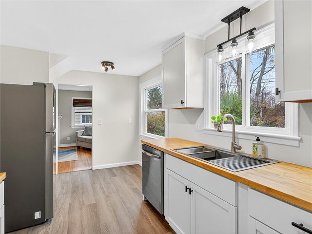 79 Mareeta Road, Gates, NY 14624