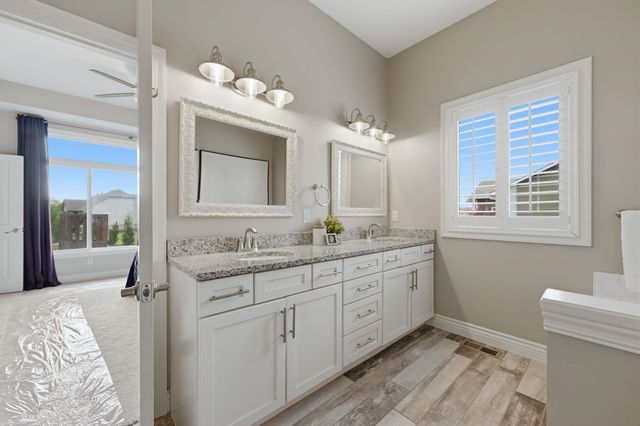 120 S Montbella St, Wichita, KS 67230