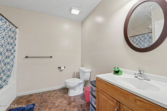 3589 Foster Drive, Pass Christian, MS 39571