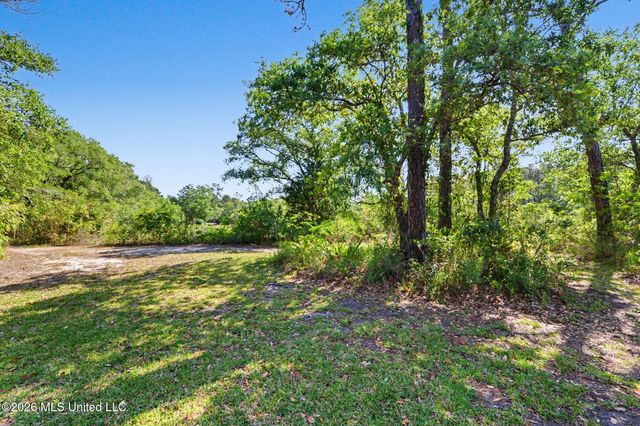 3589 Foster Drive, Pass Christian, MS 39571