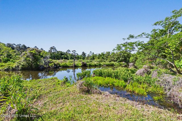 3589 Foster Drive, Pass Christian, MS 39571