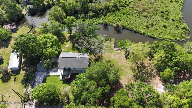3589 Foster Drive, Pass Christian, MS 39571