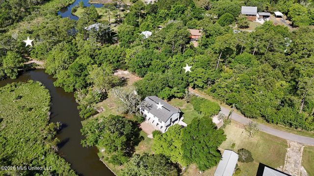 3589 Foster Drive, Pass Christian, MS 39571