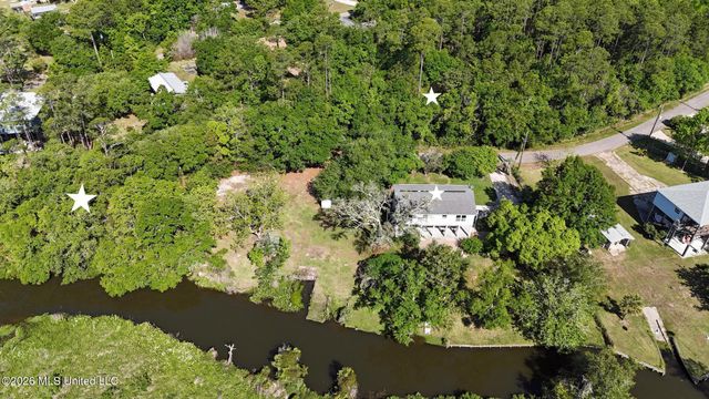 3589 Foster Drive, Pass Christian, MS 39571