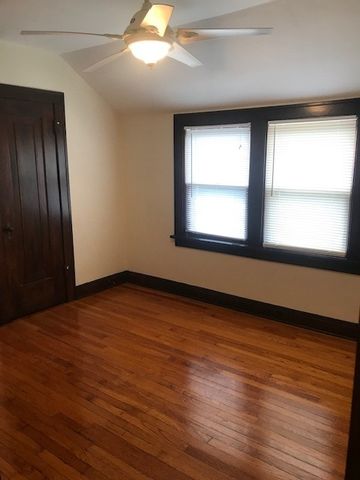 630 N 1st Street, Libertyville, IL 60048