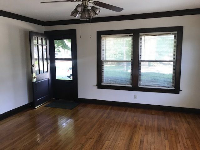 630 N 1st Street, Libertyville, IL 60048