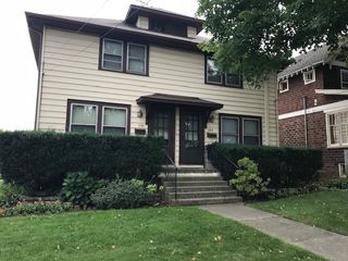 630 N 1st Street, Libertyville, IL 60048