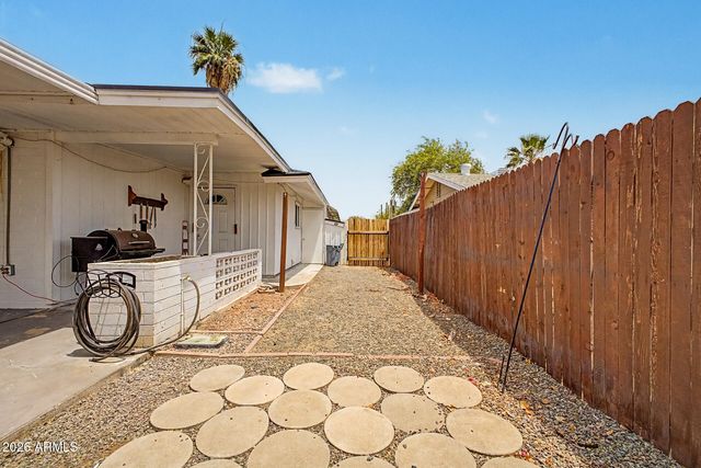 11620 N HAGEN Drive, Sun City, AZ 85351